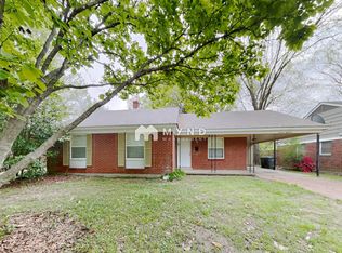 1618 Ivy Rd, Memphis, TN 38117