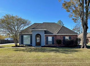 14359 Elise Catherine Dr, Gonzales, LA 70737