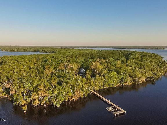 2nd image of 162 Hog Island Dr