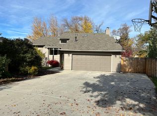 1272 E Fall Ct, Boise, ID 83706