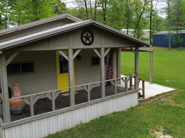 150 David St, Jefferson, TX 75657