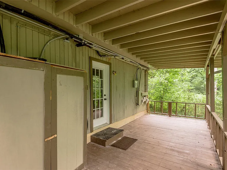 138 Summer Pl #C — Photo 23