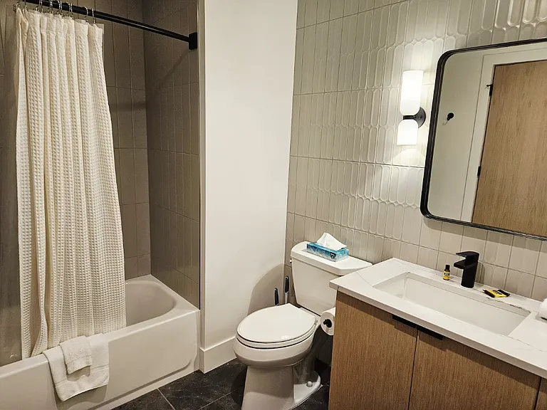 124 Village Ln — Photo 11