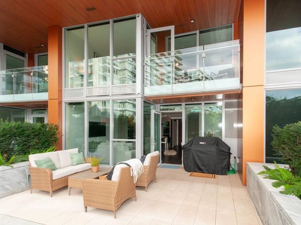 2 bedroom rental in Vancouver — photo 18