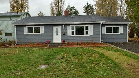2nd image of 1740 SE 4th Ave