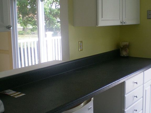 3rd image of 10524 Seacliff Ln