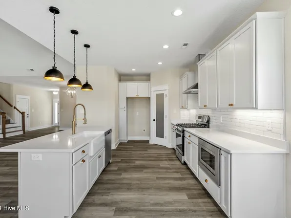 101 Pungo Circle #18, Moyock, NC 27958