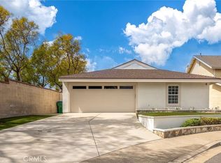 4 Madrina, Irvine, CA 92620