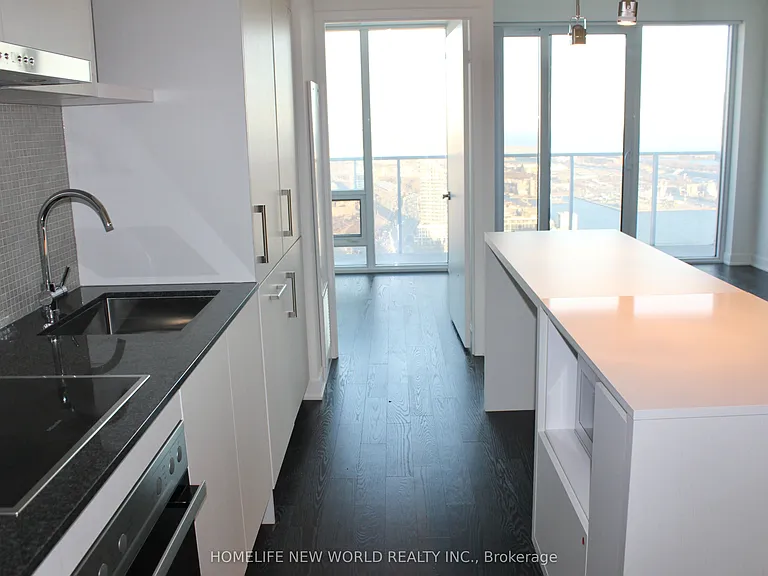 88 Harbour St #6806 — Photo 7
