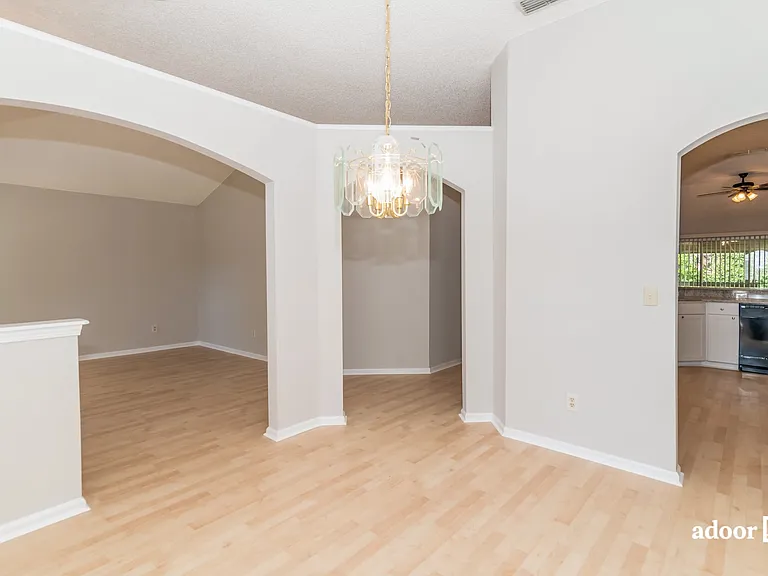 4005 Moresburg Ct — Photo 7