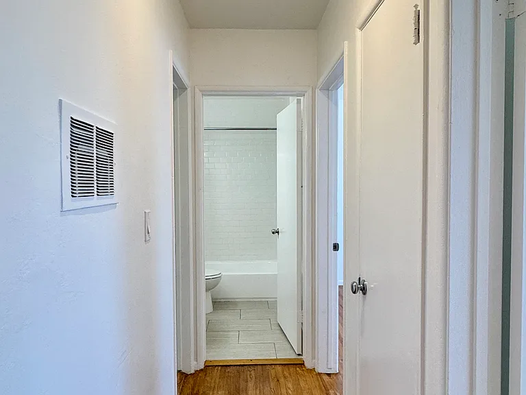 The Radford — Photo 21