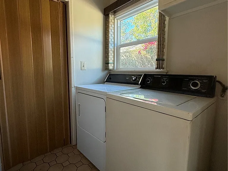2325 Las Lunas St — Photo 12