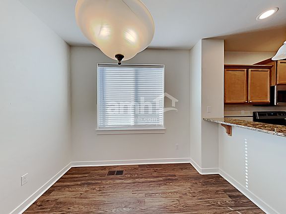 5th image of 10112 W Greenman Ct