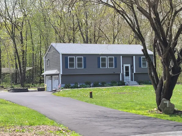 7 Kimball Heights Lane, Lisbon, CT 06351