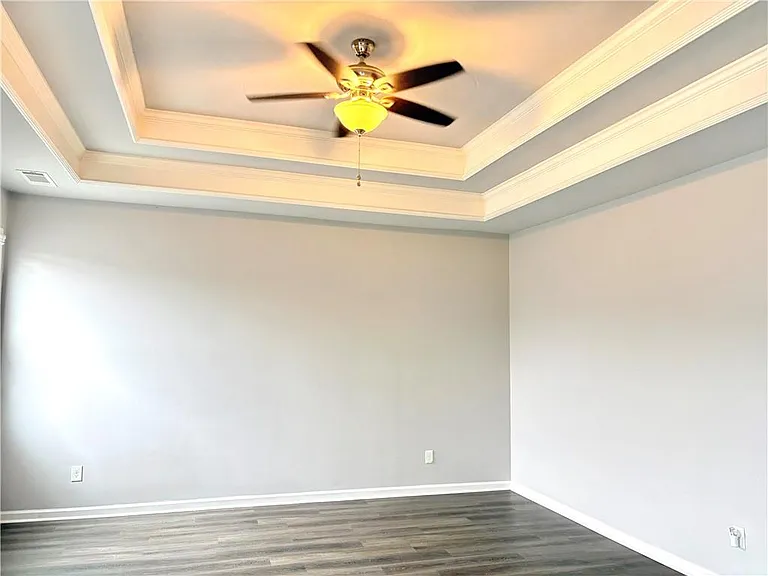 2418 Ivy Meadow Ln — Photo 16