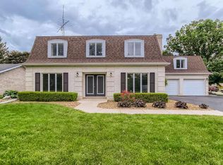 24229 S Tryon St, Channahon, IL 60410