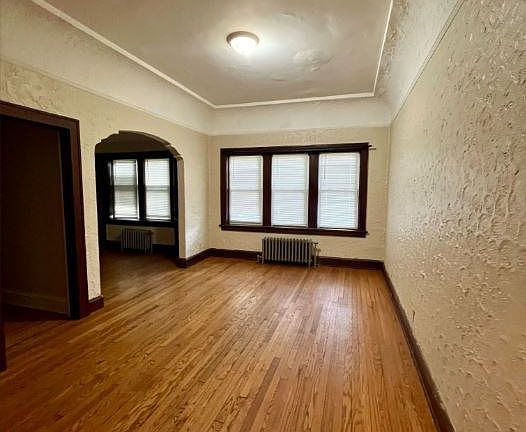 2nd image of 4522 W Burleigh St