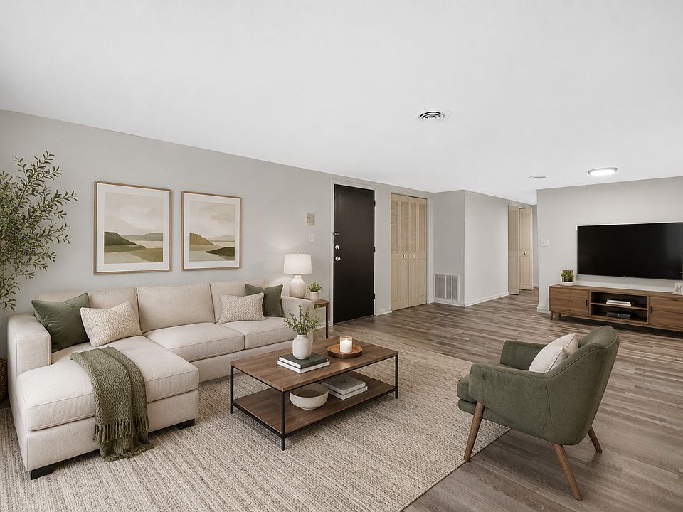 1st image of 464 4th St APT 4