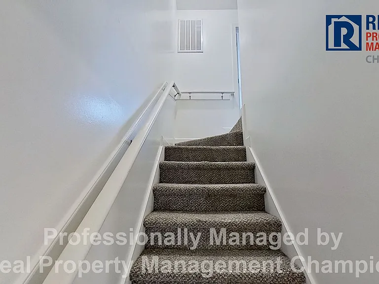 102 Springwood Dr — Photo 10