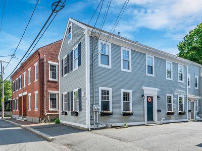 11 Williams St #2, Salem, MA, 01970