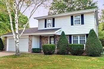 1st image of 691 Lake Bluff Dr