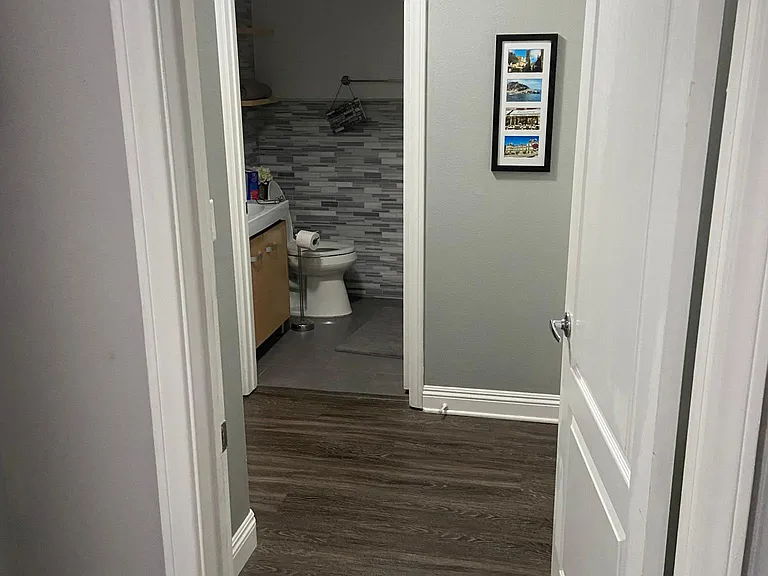 Entrance to master bedroom