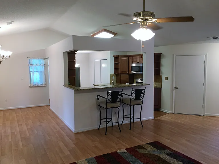 19 Briar Gate Ln — Photo 9