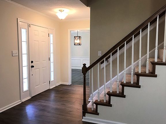 3rd image of 2435 Deodara Dr