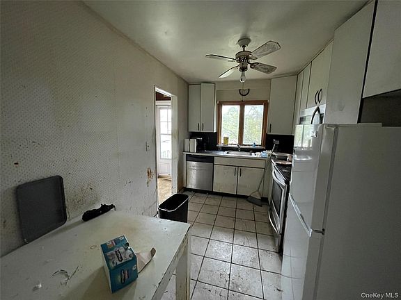 5th image of 2043 Paddock Road