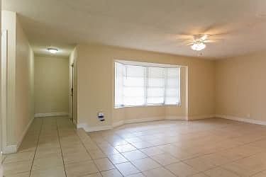 3rd image of 8592 Camellia Dr