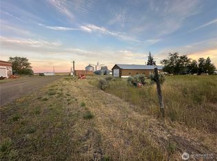 7 1st Ave, Waterville, WA 98858