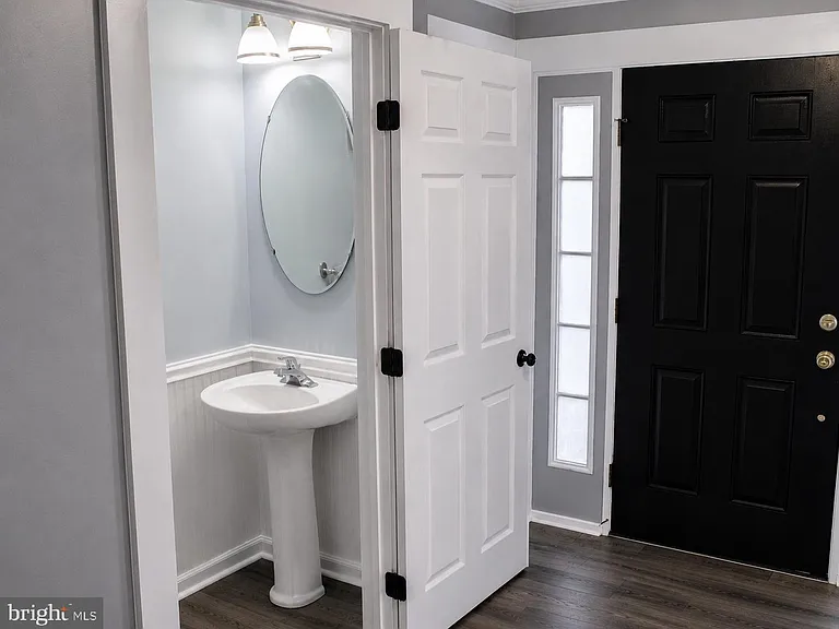 20 Clemens Ln — Photo 15