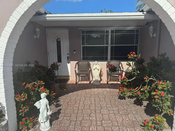 9451 NW 20th Pl, Sunrise, FL 33322