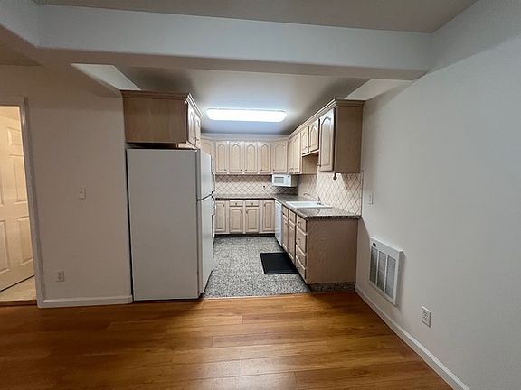 2nd image of 1541 9th Ave #A