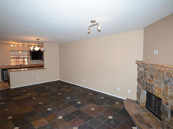 2nd image of 5704 E Aire Libre Ave Unit 1017