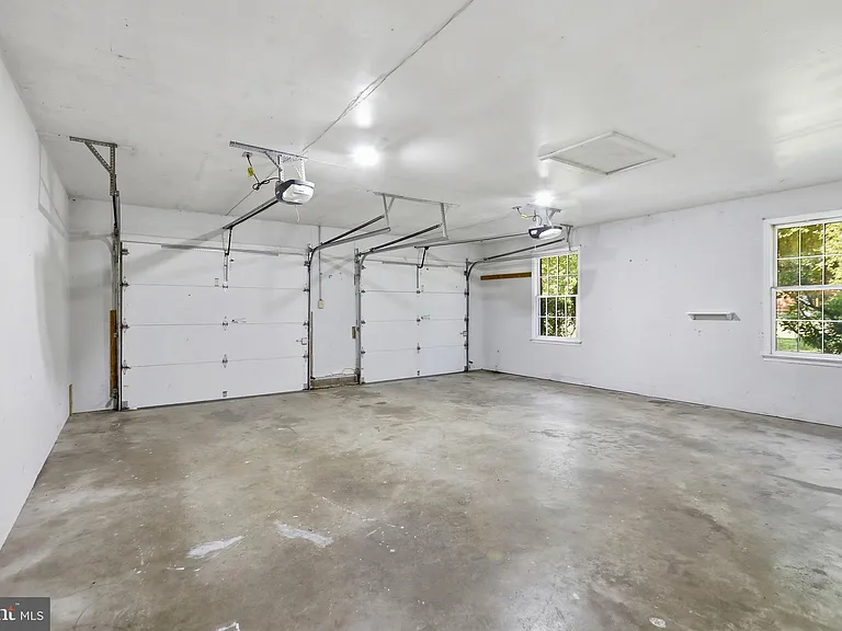 39088 Bolington Rd — Photo 28