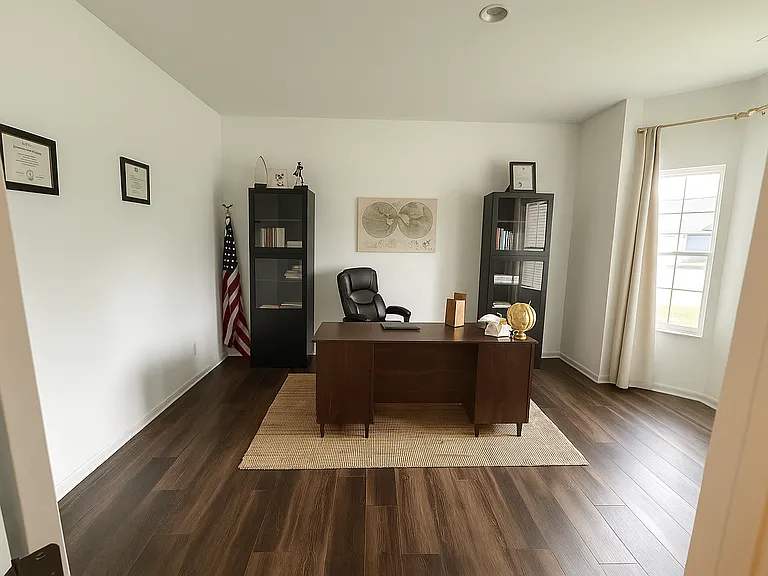 4378 Ashworth Ln — Photo 8