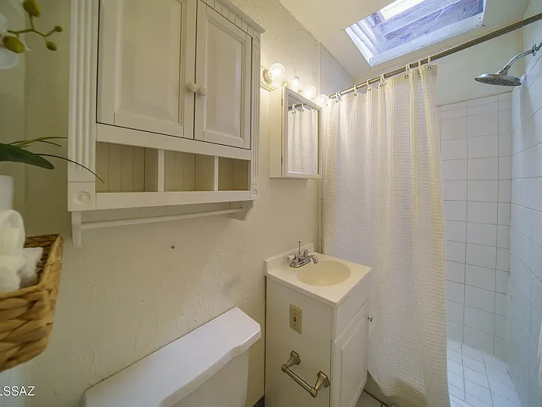 3438 E Lee St — Photo 18