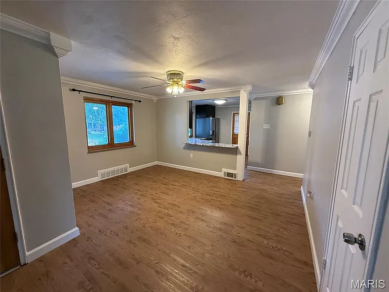 6321 Monterey Dr — Photo 5