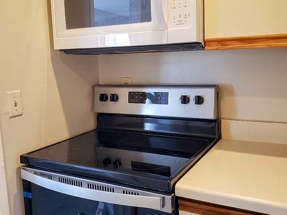 5th image of 4560 Oregon St Unit D