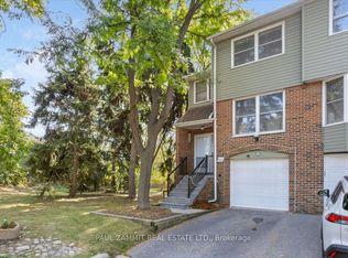 61 Nottinghill Rd, Markham, ON L3T 4Y3