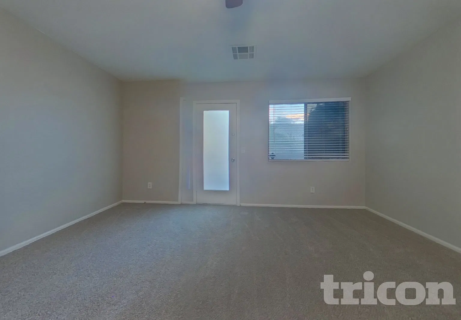 2215 101St Drive Tolleson AZ — Photo 2
