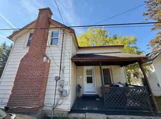 12 Original Rd, Greater Napanee, ON K7R 3C6