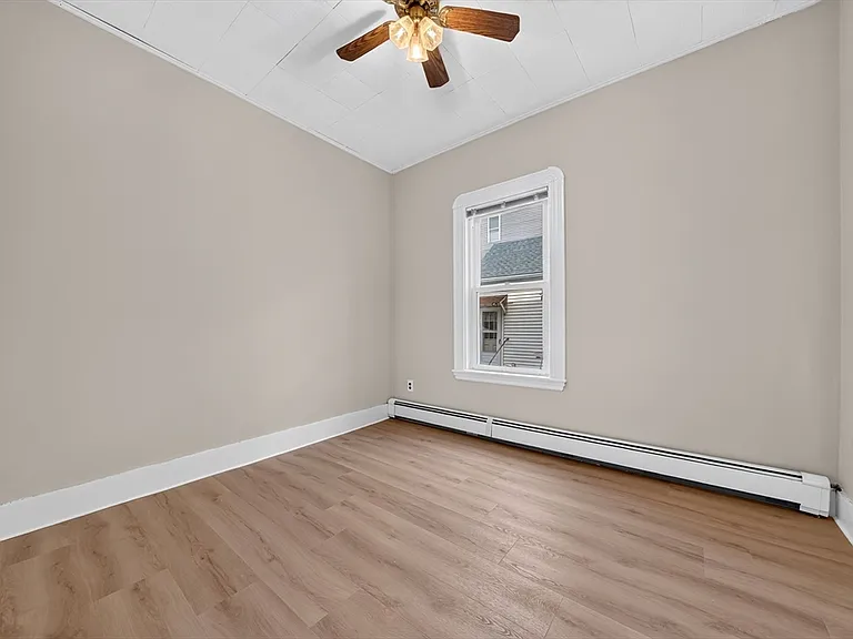 18 Otis St #1 — Photo 9