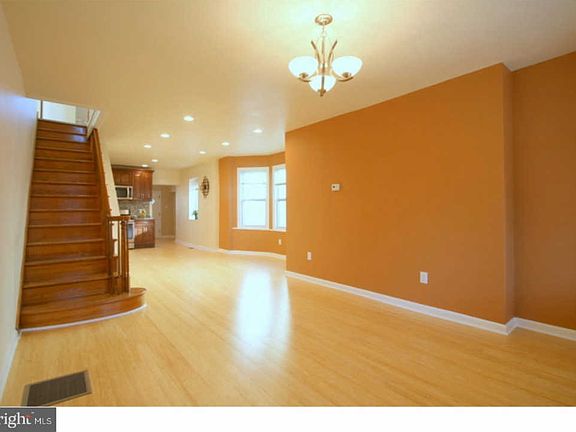 3rd image of 7414 Palmetto St