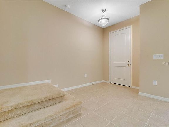 4th image of 13725 Beckman Dr
