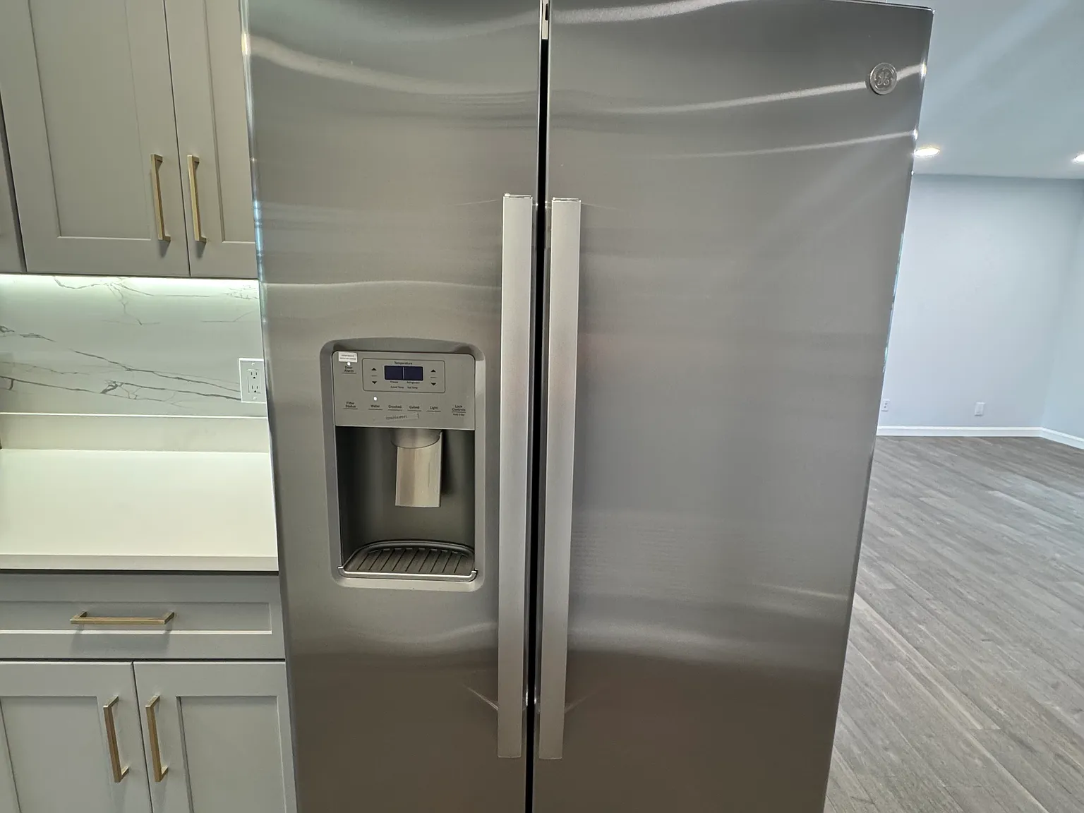 2 bed, $3,400 — Photo 2