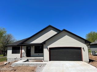 206 Thurman St, Diamond, MO 64840