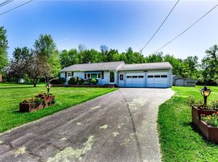 6302 S Bay Rd, Cicero, NY 13039