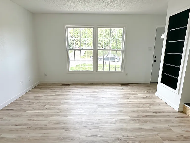 828 Wildwood Rd #2 — Photo 2